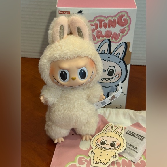 POP MART Other - Pop Mart Labubu SOYMILK